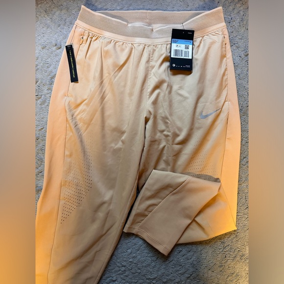 Nike Swift Women’s Running Pants - Picture 3 of 4